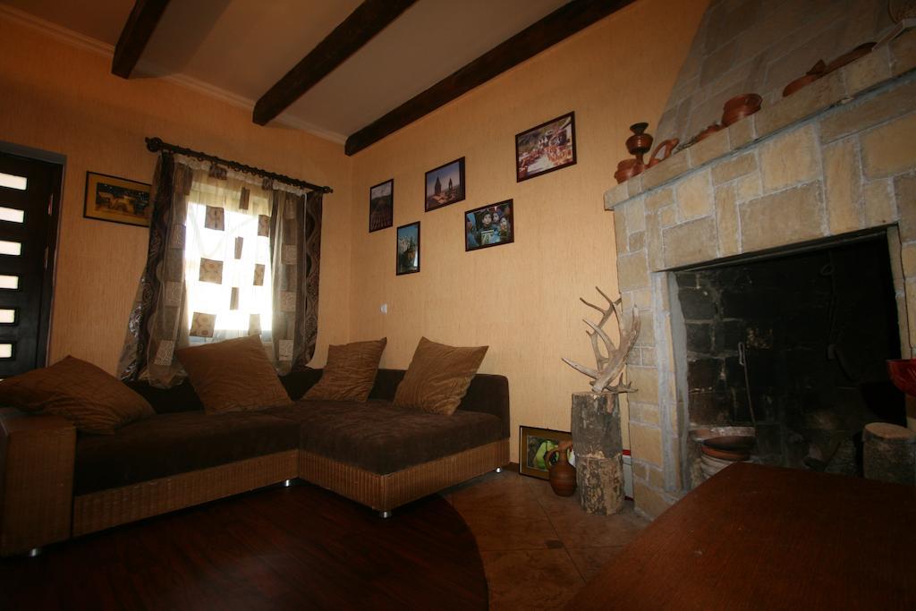 Villa Gelati Kutaisi Bagian luar foto