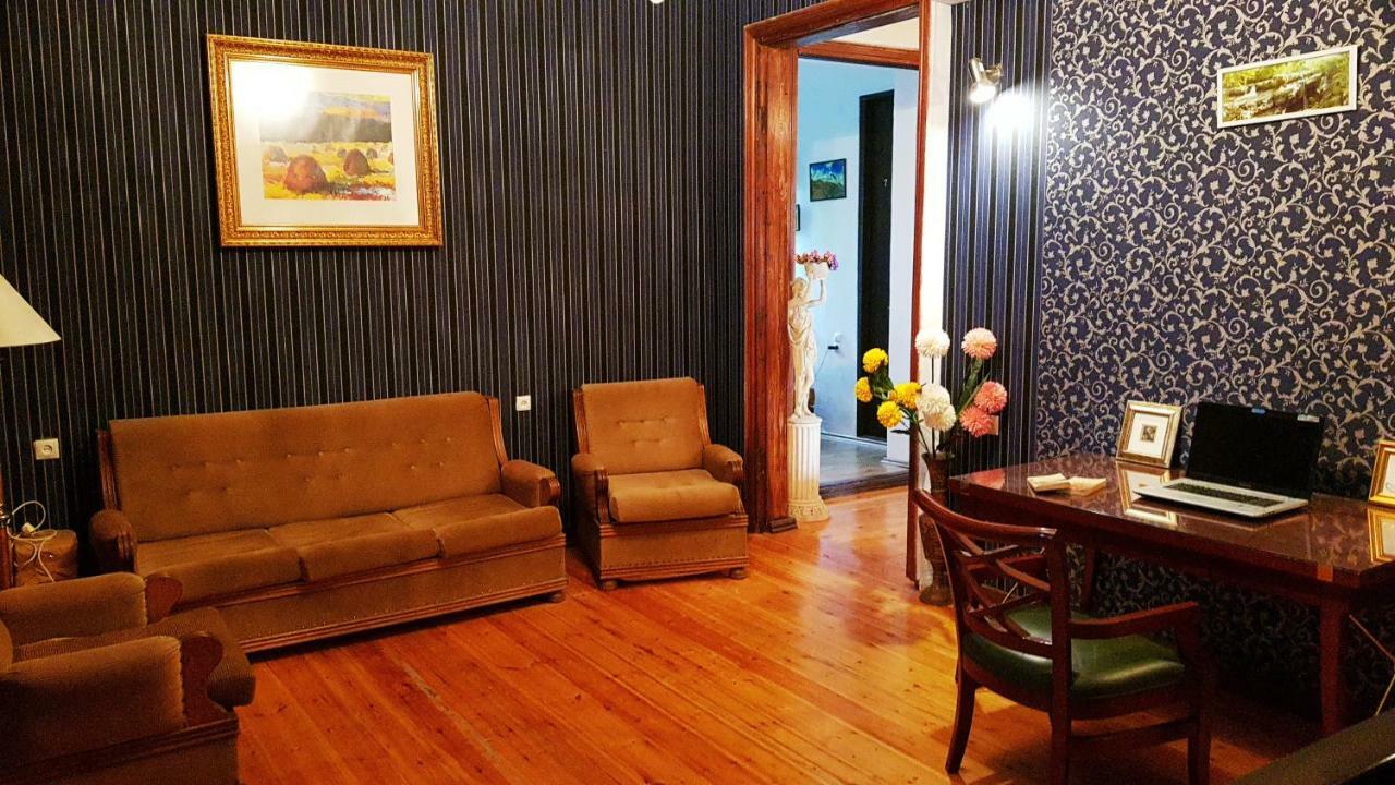 Villa Gelati Kutaisi Bagian luar foto